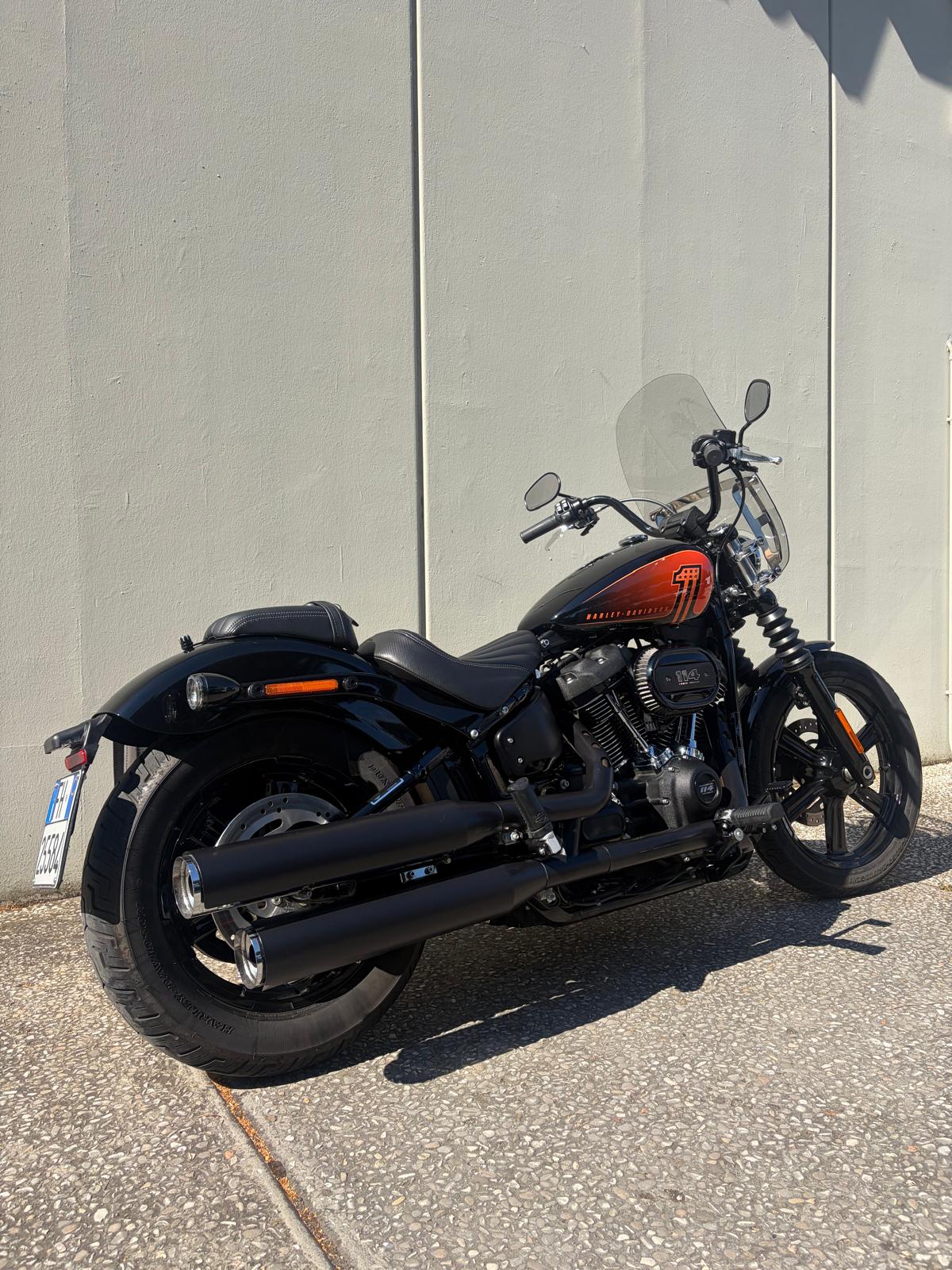 Harley-Davidson Ravenna STREET BOB 114